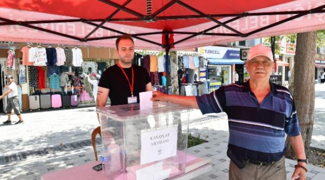 Çiğli'de sandıklar kuruldu