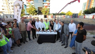 Cumhuriyet Apartmanı'nın temeli atıldı!