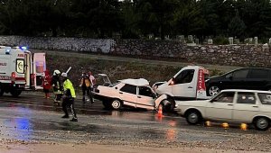 Denizli'de otomobille çekici çarpıştı: 1 ölü, 2 yaralı