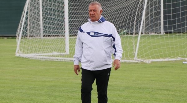 Denizlispor'da Bakkal devam edecek