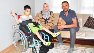 Doktorların 'yaşamaz' dediği Ayaz, konuşmaya başladı