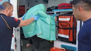 Feribottan denize düşen yolcuyu ekipler kurtardı