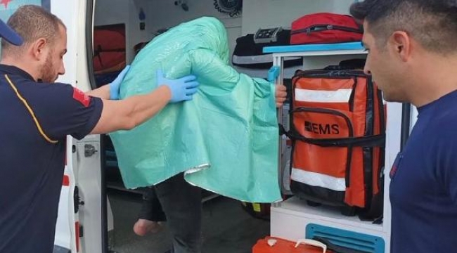 Feribottan denize düşen yolcuyu ekipler kurtardı