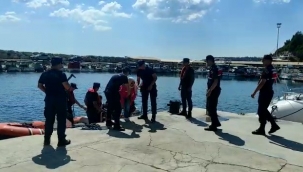 FETÖ'cü kadın doçent mülteci gibi kaçacaktı!