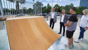 Gaziemirli gençler istedi, Başkan Arda kaykay parkını yaptı