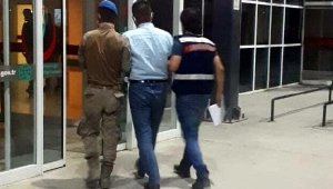 İzmir'de, 1 haftada 6 terör şüphelisine gözaltı