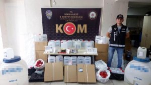 İzmir'de 30 ton sahte etil alkol ele geçirildi