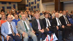 İzmir'de Sağlık Turizmi Zirvesi yapıldı