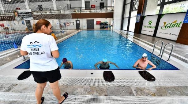 İzmir'de yüzmeye engel yok