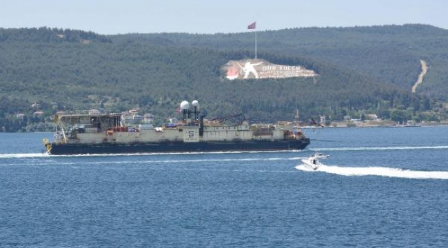 Karadeniz gazı için gelen gemi, Çanakkale Boğazı'ndan geçti