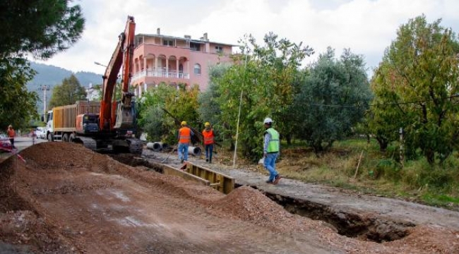 Kemalpaşa'da yeni kanalizasyon ve yağmur suyu hatları devreye giriyor