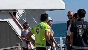 'Koltuk' tartışması, deniz otobüsünü iskeleye geri döndürdü