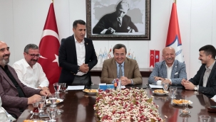 Konak Belediyesi'nde yüzler gülüyor! Toplu sözleşme tamam