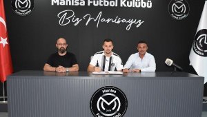 Manisa FK'da Burak'tan imza