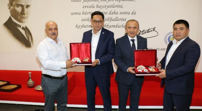 Manisa TSO'da Kırgızistan'a yatırım imkanları konuşuldu