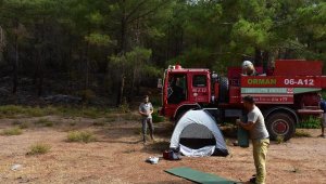 Marmaris'teki orman yangınına günde 2 saat uyuyarak müdahale ettiler