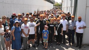 Menemen 'temiz çevre' için yürüdü