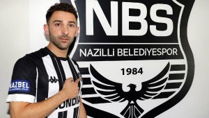 Nazilli Belediyespor, Ahmet'le el sıkıştı