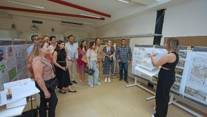 Öğrencilerden toplum merkezi tasarımı