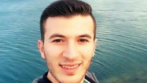 Otomobilin çarptığı motosikletin sürücüsü öldü