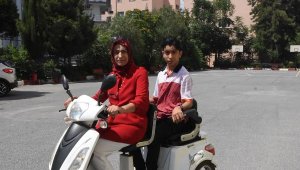 Serebral palsili Adem, liseyi birincilikle bitirdi