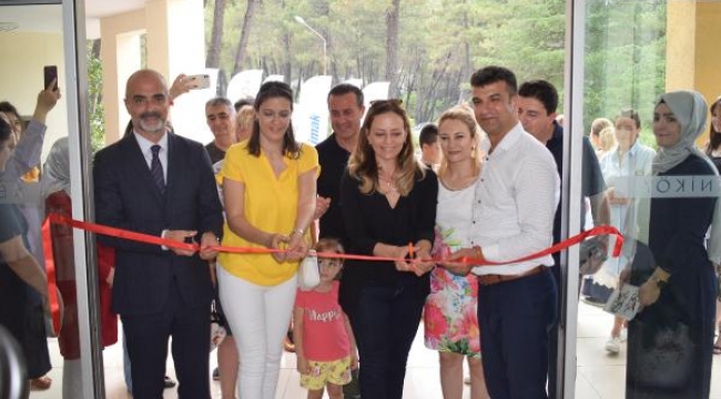 Yeniköy'ün kadınları kurlarlarda öğrendi, üretti, sergiledi