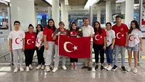 Yıldız halterciye özel karşılama