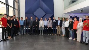 AK Parti İl Başkanı: İzmir'deki pis koku, buraya kadar gelmiş