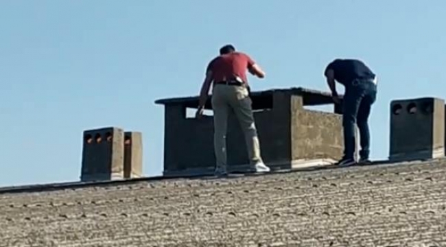 Arkadaşını öldürdükten sonra saklandığı bacada yakalandı; o anlar kamerada