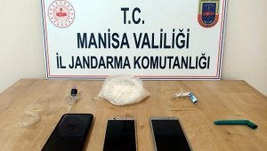 Bağ evine uyuşturucu operasyonunda 4 gözaltı