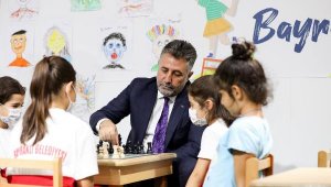 Bayraklı Belediyesi 'BASAMAK' yaz okulları için kayıtlar başlıyor