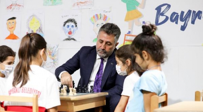 Bayraklı Belediyesi 'BASAMAK' yaz okulları için kayıtlar başlıyor