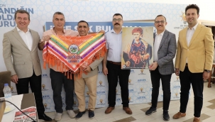 Başkan Sürekli Bergama'da STK temsilcileriyle buluştu! Taleplere anlık çözüm