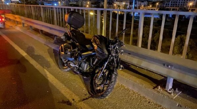 Bornova'da motosiklet ile kamyon çarpıştı: 1 ölü 