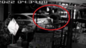 Büfe işletmecisini öldürüp, kayınbiraderini de yaralayan 3 şüpheli tutuklandı