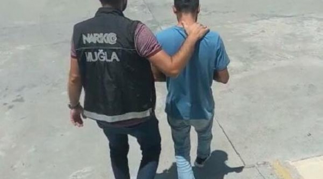 Dalaman Havalimanı'nda uyuşturucuyla yakalandı