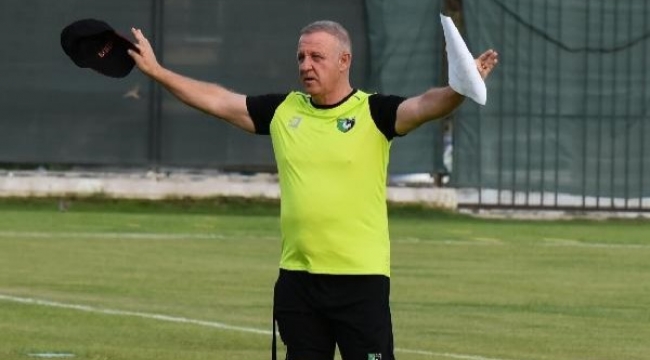 Denizlispor Teknik Direktörü Bakkal: Hazırlık dönemi önemli