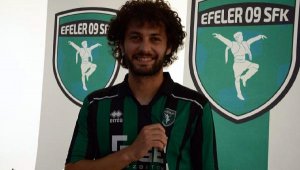 Efeler 09 Mahmut'la imzaladı