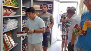 Engelliler için 'engelsiz bakkal' açıldı