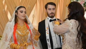 Geline 5 kilo altın takıldı