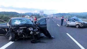 İki kardeş kazada öldü, 4 kişi yaralandı