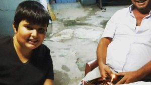 İnanılmaz ölüm! Ayağı kaydı, süt sağma makinesi üzerine düştü, elektriğe kapıldı