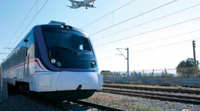 İZBAN 12 yıllık sürede 1 milyon sefer yaptı, 827 milyon kişiyi taşıdı