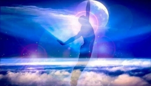 İzmir'de 'geceleri uçan' öğretmen, göreve döndü