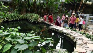 İzmir Doğal Yaşam Parkı'nı tatilde 70 bin 717 kişi ziyaret etti