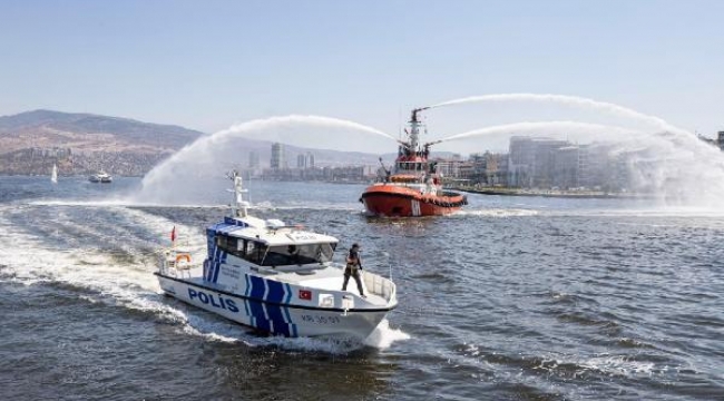 İzmir'de Kabotaj Bayramı kapsamında tören yapıldı