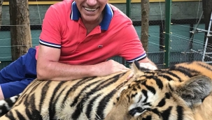 İzmirli ünlü işadamı Önder Esen yaşamını yitirdi