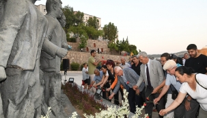 Karabağlar, Madımak'ta yitirilen canları tören ve konserle andı