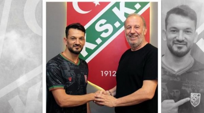 Karşıyaka'da 4'üncü imza Onur'dan