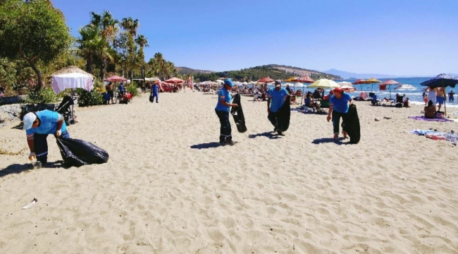Kuşadası'nda 9 günlük tatilde plajlardan 3500 ton atık toplandı